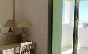 Alona Luxury Villas